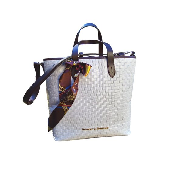 Dooney & Bourke NEW Leather Basket Weave Liliana Shopper Tote & Wristlet EUC - Picture 2 of 14